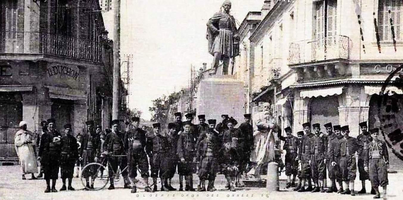 1845- Colea - Monument2 au General Lamoriciere et aux Spahis en 1930.jpg